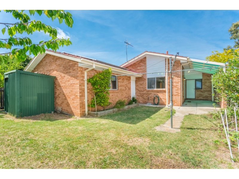 27 Bemboka Crescent, Kaleen House for rent Listed by Property