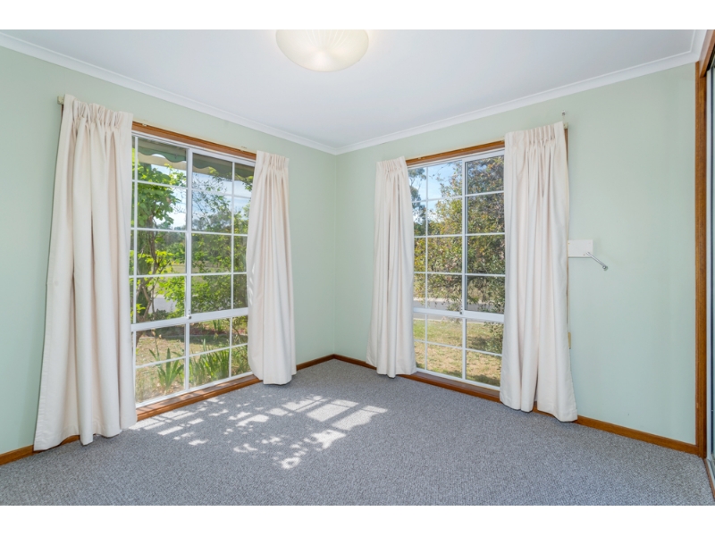 27 Bemboka Crescent, Kaleen House for rent Listed by Property