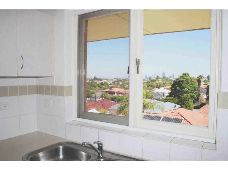 12/42 Kinsella Street, Joondanna Apartment for rent Listed by Vanesa