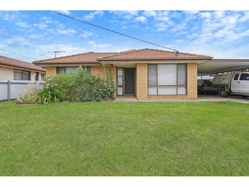 8 Maxwell Drive, Wodonga House for rent Listed by Sue Ritchie of Elders Real Estate Wodonga