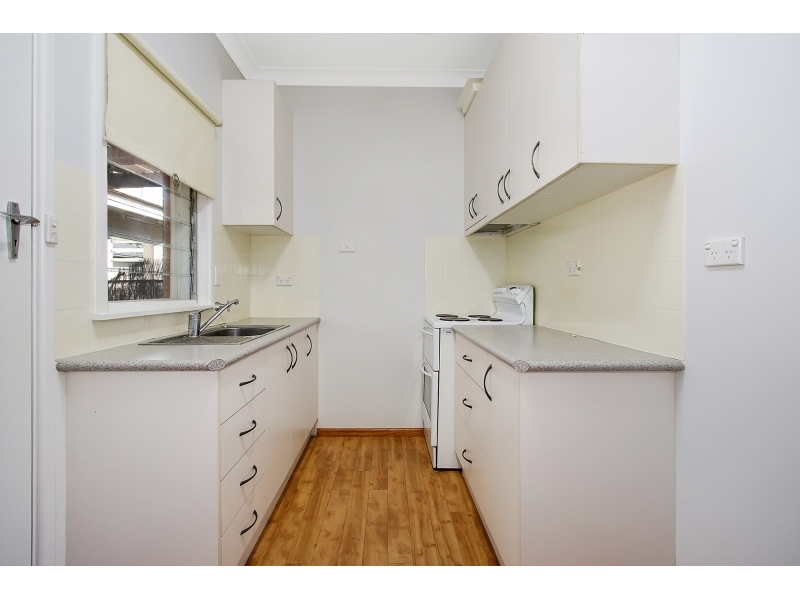 2/461 Bownds Street, Lavington Apartment for rent Listed by Jenna Ross of Elders Real Estate