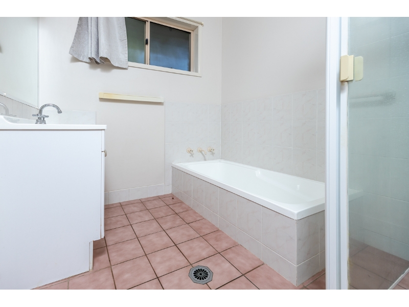 1/5 Parrot Tree Place, Bangalow Apartment for rent Listed by Isabella