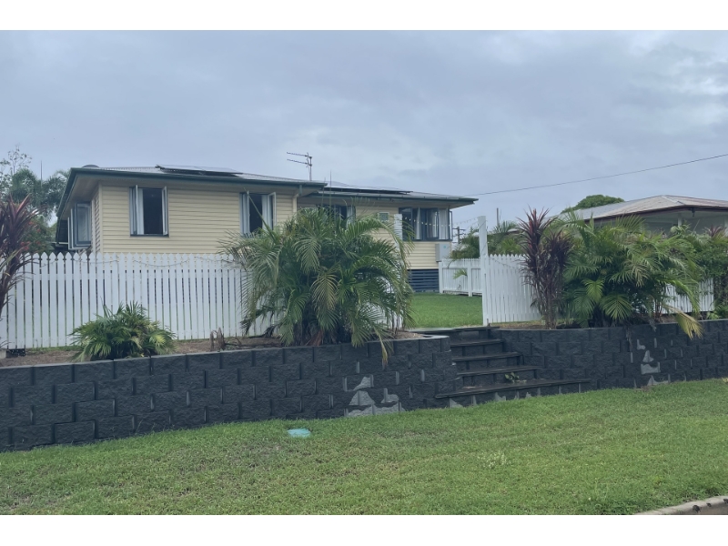 23 Mellefont Street, West Gladstone House for rent Listed by Elders