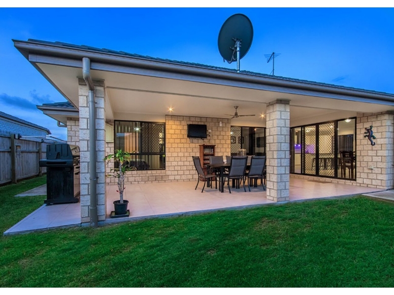 2 Kingsburgh Road, Raceview House for rent Listed by Tahnee Hecker of