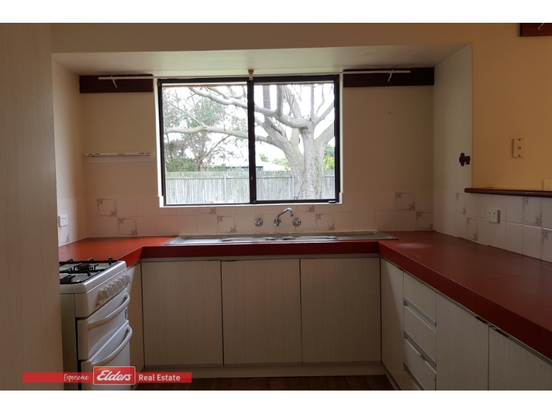 36 Campbell Way, Rockingham House for rent Listed by Property