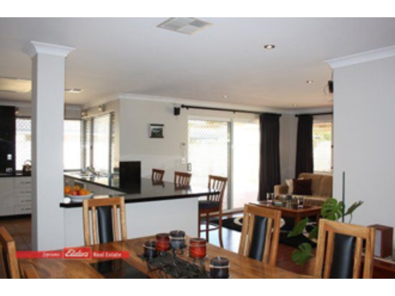 13 Maratea Parade, Secret Harbour House for rent Listed by Property