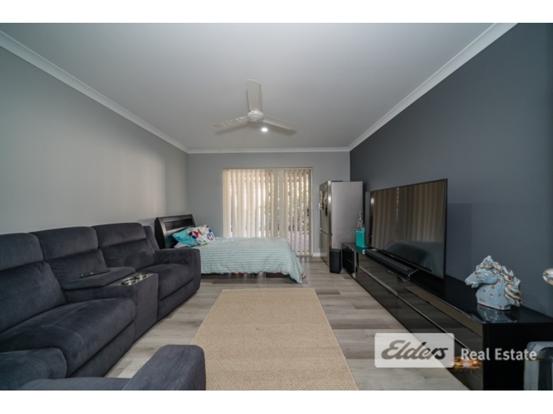4 Seaspray Place, Waikiki House for rent Listed by Property