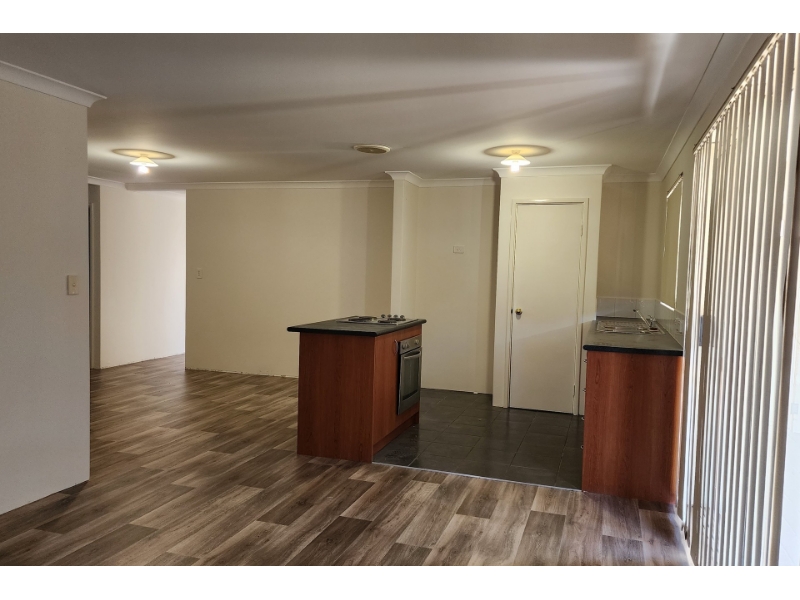 180 Atkinson Street, Collie House for rent Listed by Elders Sdea