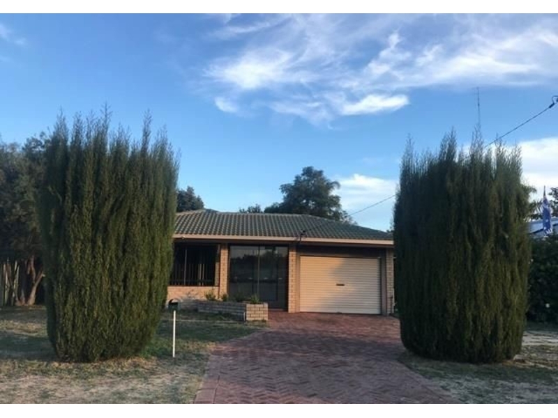 9A Halsey Street, South Bunbury House for rent Listed by Elders Sdea