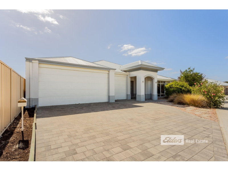 11 Rivergum Way, Glen Iris House for rent Listed by Elders Sdea