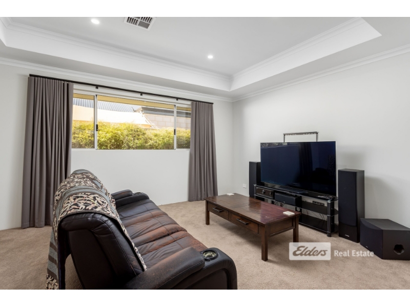 11 Rivergum Way, Glen Iris House for rent Listed by Elders Sdea