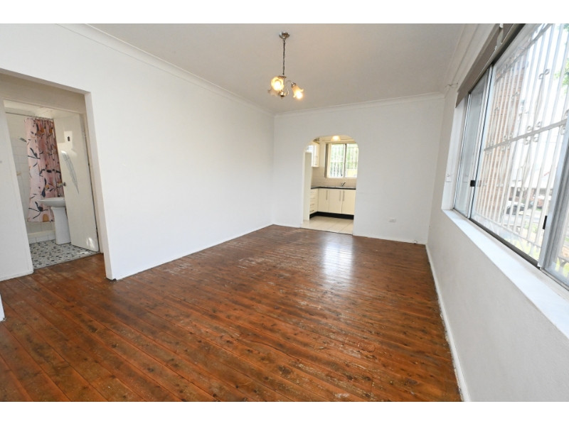 1/15 Gibbons Street, Auburn Apartment for rent Listed by Lina Tran of