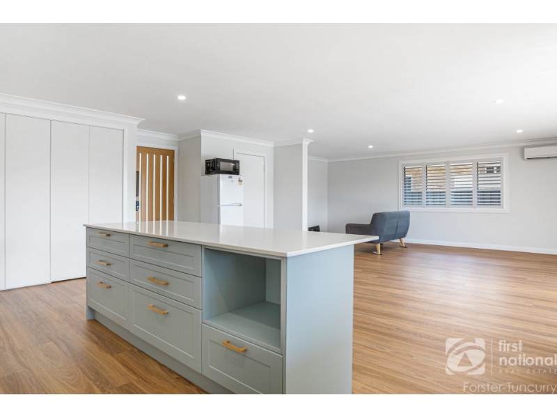 4 Harbour View Place, Tuncurry House for rent Listed by Nicole