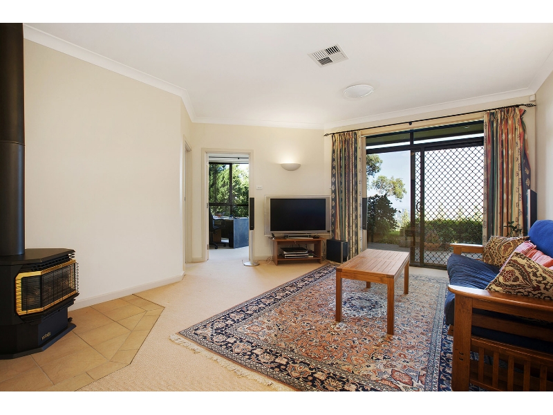 18 Burnalta Crescent Burnside SA 5066 House for rent Listed by James