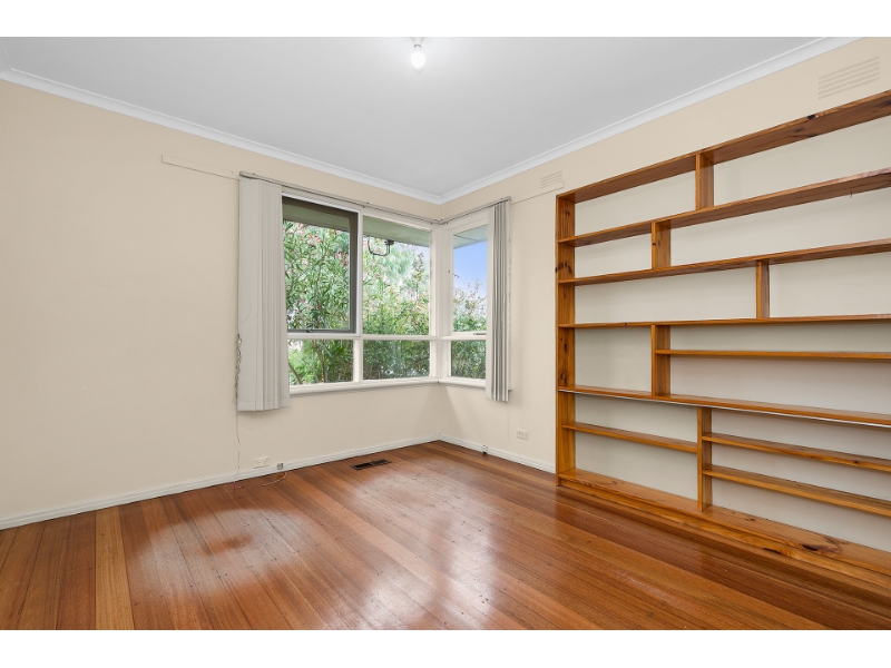 3 Rob Roy Street, Glen Waverley House for rent Listed by Alex D'arcy