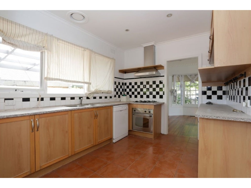 478 Springvale Road, Glen Waverley House for rent Listed by Brook