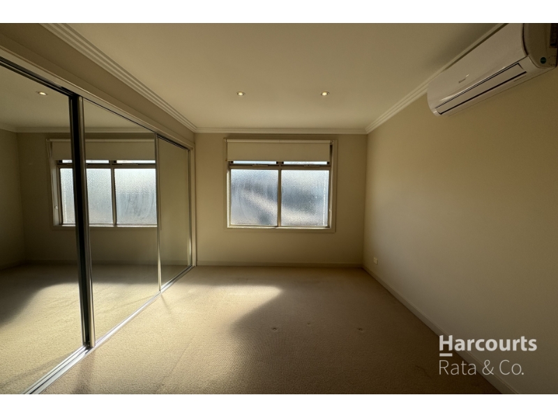 1/76 Strathmerton Street, RESERVOIR Townhouse for rent Listed by