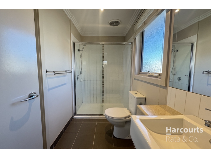 1/76 Strathmerton Street, RESERVOIR Townhouse for rent Listed by