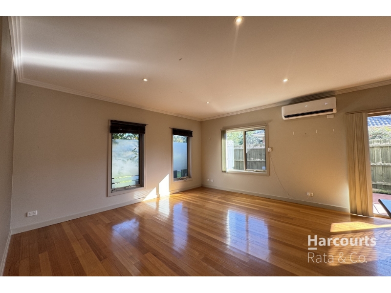 1/76 Strathmerton Street, RESERVOIR Townhouse for rent Listed by