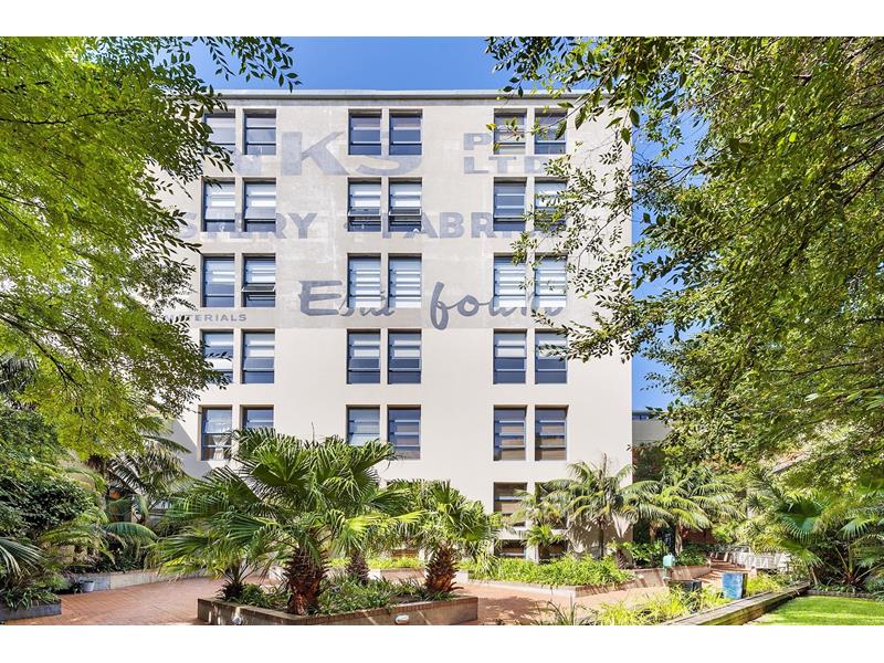 10/2 Cardigan Lane, Camperdown Apartment for rent Listed by Harris