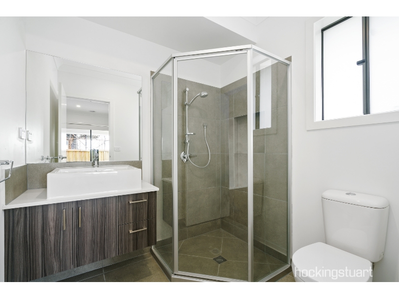 185 St Arnaud Road, Eynesbury House for rent Listed by Chelsea Grech