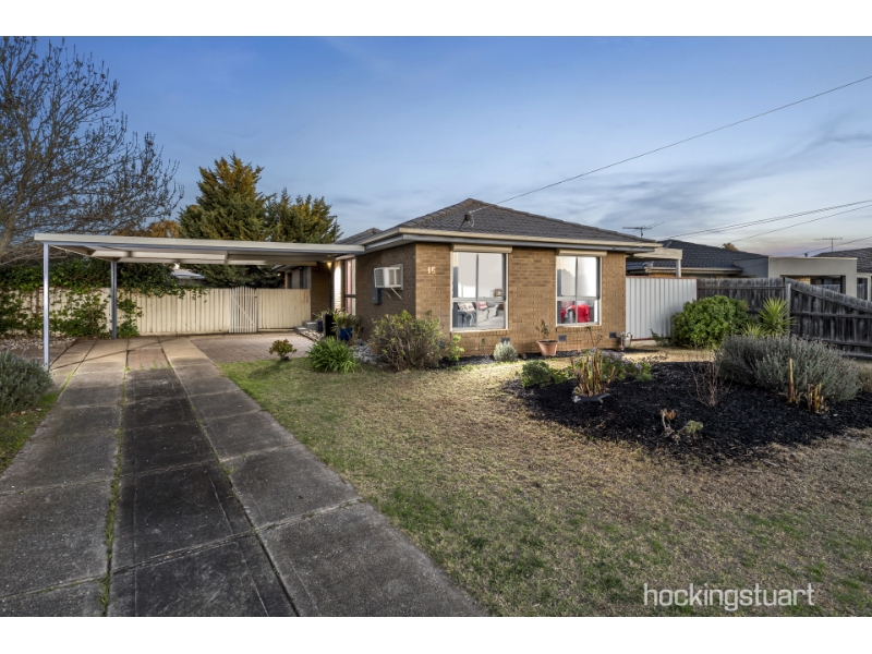 15 Blackwood Drive, Melton South House for rent Listed by Chelsea
