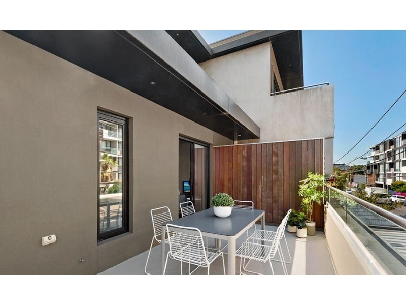3/14 Inkerman Street, St Kilda Apartment for rent Listed by Hannah Thompson of Belle Property