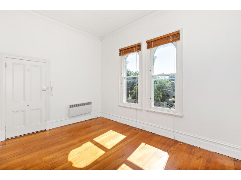 4/15 Charnwood Grove, St Kilda Apartment for rent Listed by of Belle Property St Kilda