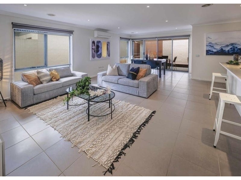 20 Lindeman Street, Berwick House for rent Listed by Harcourts