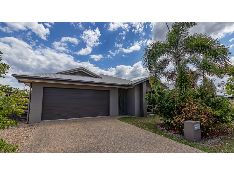 44 Yarra Crescent, Kelso House for rent Listed by Harcourts Leasing Team of Harcourts