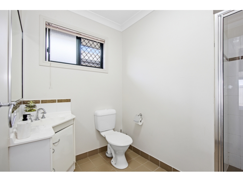 7 Blue Wren Drive, Kelso House for rent Listed by Harcourts Leasing Team of Harcourts