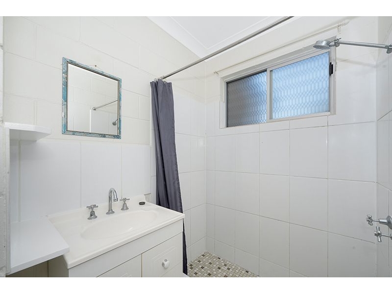 2/8 Hart Street, Kirwan Apartment for rent Listed by Harcourts