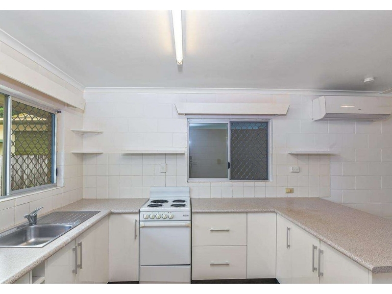 2/7 Dawson Street, Bramston Beach Townhouse for rent Listed by Jarron