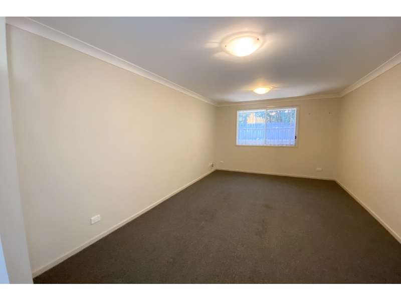 66 Birch Grove Aberglasslyn NSW 2320 House for rent Listed by Leah Jay East Maitland of Leah