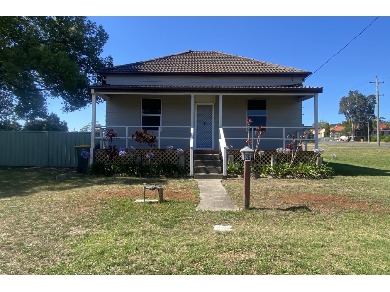 25 Nord Street, Speers Point House for rent Listed by Leah Jay East