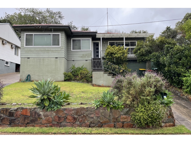 28 Faul Street, Adamstown House for rent Listed by Leah Jay Belmont of Leah Jay Belmont