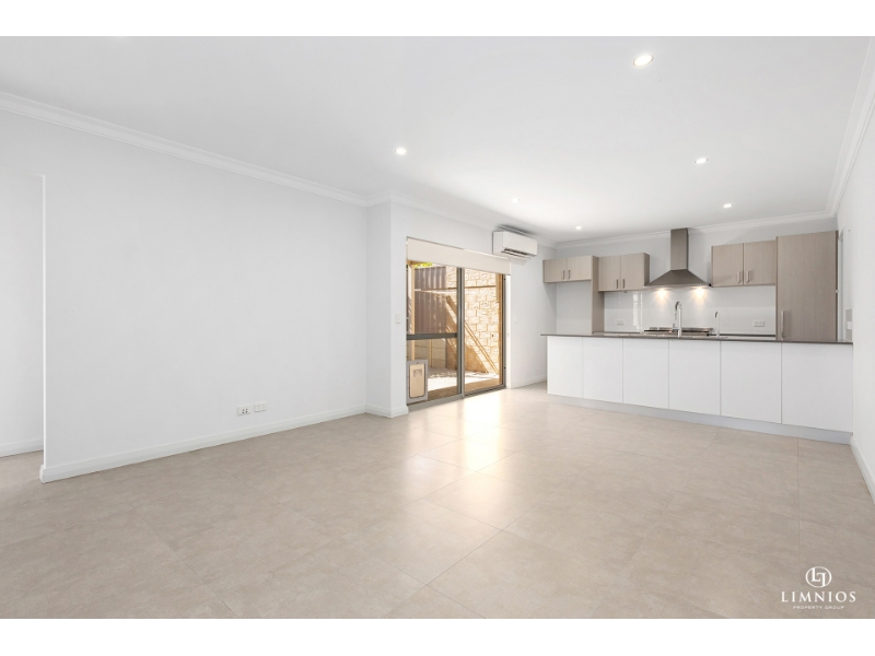 20B Amberley Way, Westminster Apartment for rent Listed by of Limnios