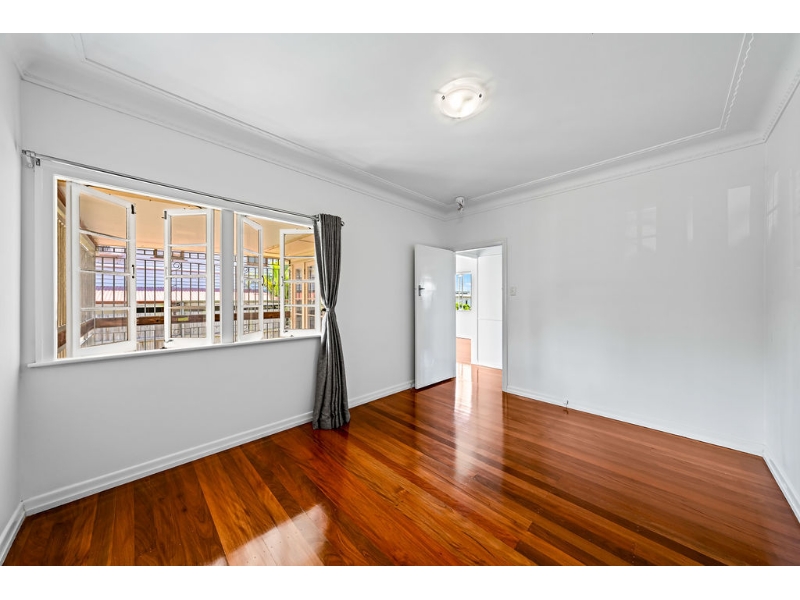 64 Delsie Street, Cannon Hill House for rent Listed by Gay Basile of