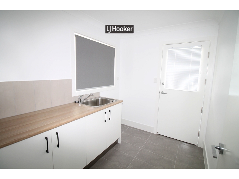 5 Brownleigh Vale Drive, Inverell House for rent Listed by Lj Hooker