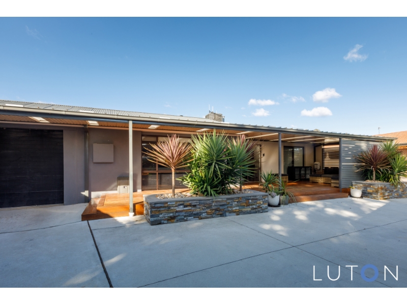 9 Oakwood Place, Isabella Plains House for rent Listed by Jessica