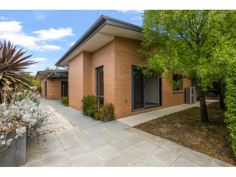 55 Digby Circuit, Crace House for rent Listed by Alex Piatrova of