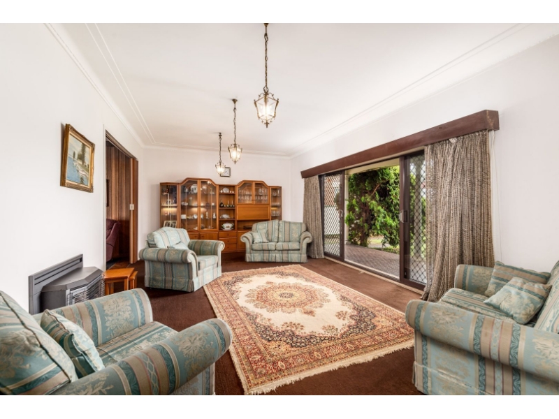 4446 Chalmers Street, Belmore House for rent Listed by Jackie Farah