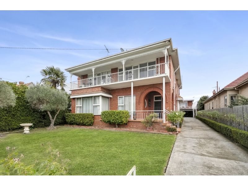 1/33 The Esplanade, Geelong Apartment for rent Listed by Hannah