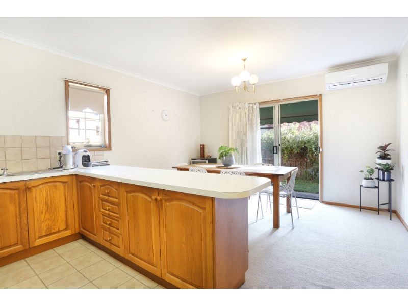 2/250 Myers Street, Geelong Apartment for rent Listed by Rajesh