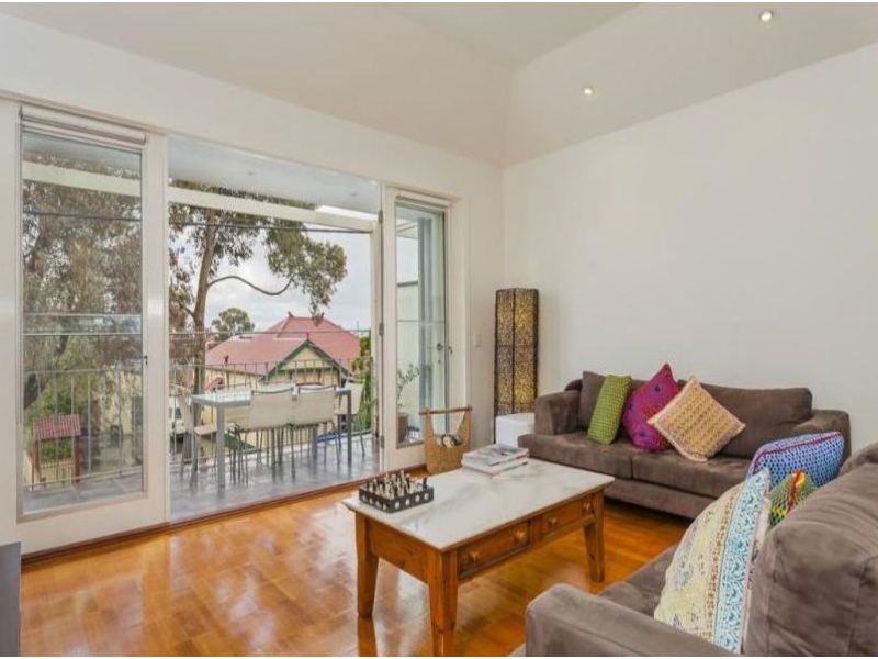 2/37 Spring Street, Geelong West Townhouse for rent Listed by Rajesh