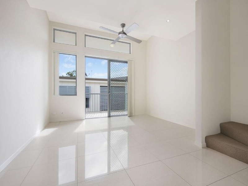 9/15 Ainslie Street, Alderley Townhouse for rent Listed by Ryan Greer