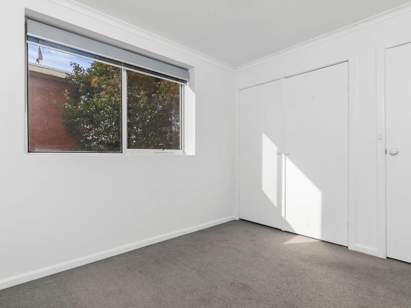 7/2 Fiona Court, St Kilda Apartment for rent Listed by Hannah Zadeh