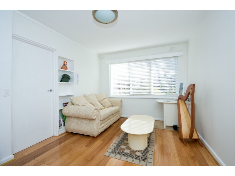 7/69 Barkly Street, St Kilda Apartment for rent Listed by Hannah