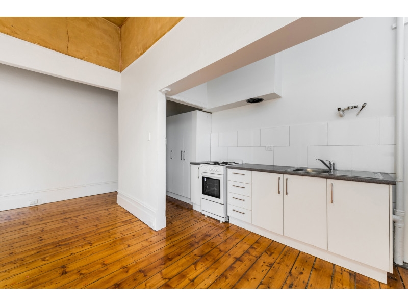2/5A Inkerman Street, St Kilda Apartment for rent Listed by Artem