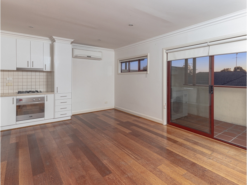 9/340A Dandenong Road, St Kilda East Apartment for rent Listed by